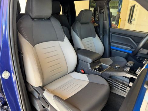 Used 2024 Toyota Tacoma TRD Sport image 31