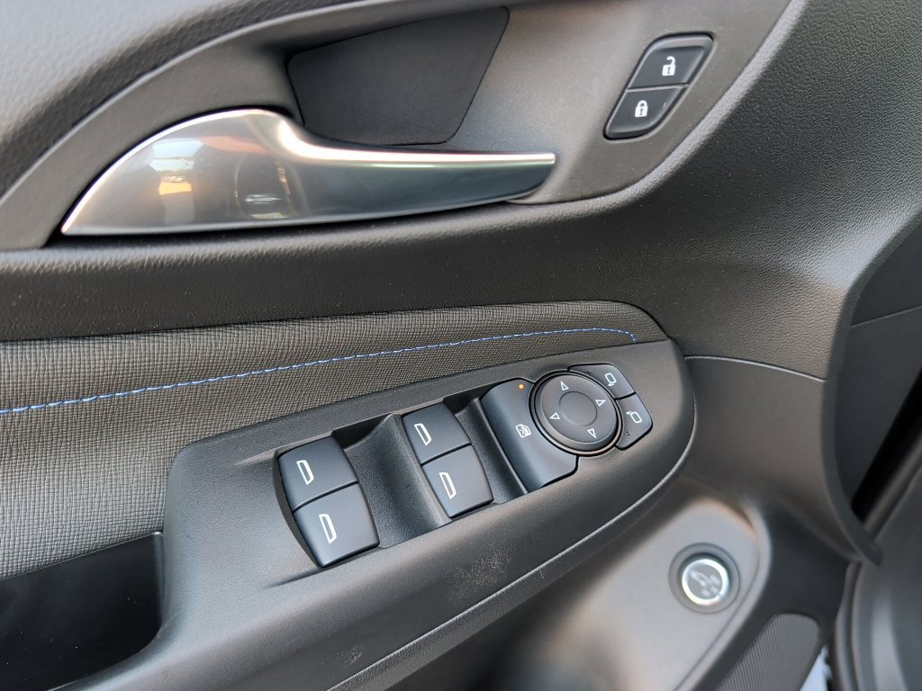 Used 2024 Buick Envista Sport Touring w/ Convenience I Package FWD image 15