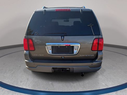 Used 2003 Lincoln Navigator Luxury AWD/4WD image 6