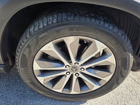 Used 2020 Mercedes-Benz GLE 350 4MATIC image 10