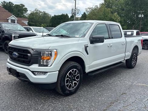 Used 2023 Ford F150 XLT w/ Equipment Group 302A High AWD/4WD image 3