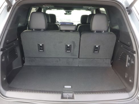 New 2026 Buick Enclave Preferred w/ Power Package image 16