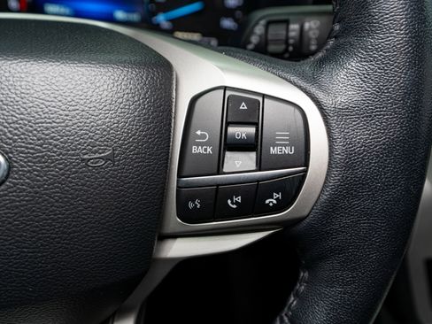 Used 2022 Ford Explorer XLT w/ Equipment Group 202A image 27