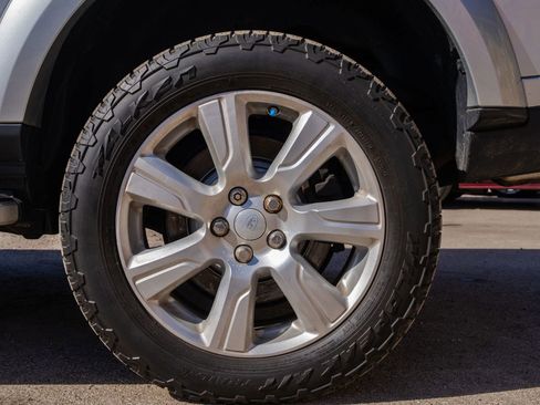 Used 2016 Land Rover LR4 HSE Silver Edition image 14