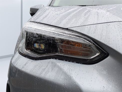 Certified 2023 Subaru Crosstrek 2.5i Limited w/ Moonroof Package image 9