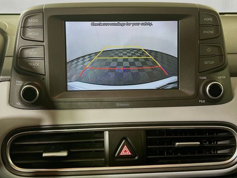 Used 2021 Hyundai Kona SE FWD image 24