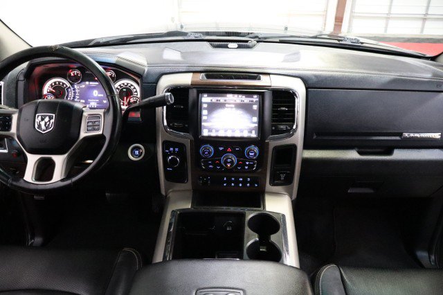 Used 2015 RAM 2500 Laramie w/ Black Appearance Group AWD/4WD image 7