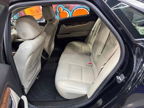 Used 2019 Cadillac XTS Luxury FWD image 12