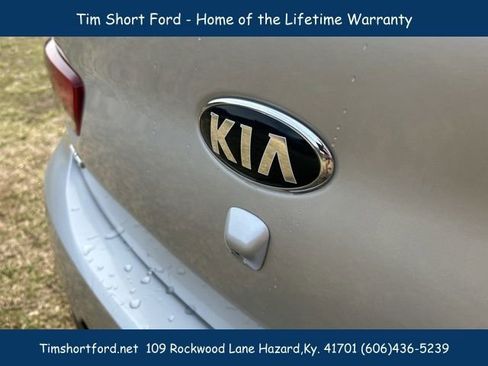 Used 2018 Kia Rio S image 9