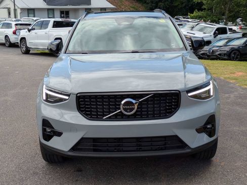 New 2026 Volvo XC40 B5 Ultra AWD/4WD image 9