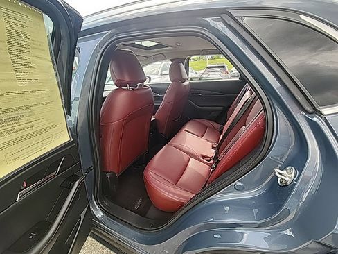 Used 2024 MAZDA CX-30 AWD 2.5 S w/ Preferred Package image 11