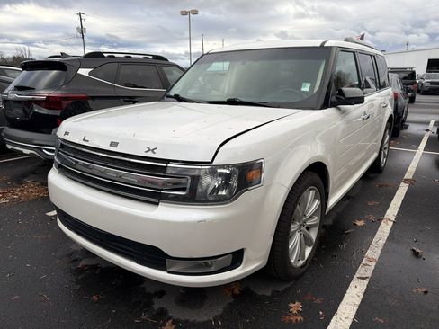 Used 2018 Ford Flex SEL w/ Equipment Group 202A image 3