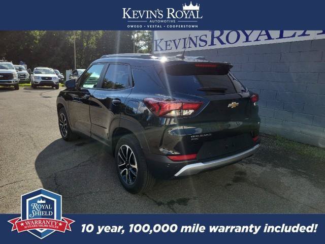 Used 2024 Chevrolet TrailBlazer LT w/ Convenience Package AWD/4WD image 8