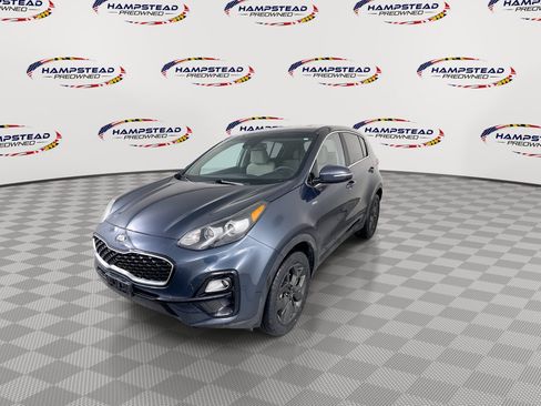 Used 2022 Kia Sportage LX w/ LX AWD Value Edition Package image 4
