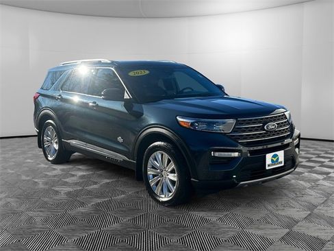 Used 2023 Ford Explorer King Ranch w/ Premium Technology Package image 7