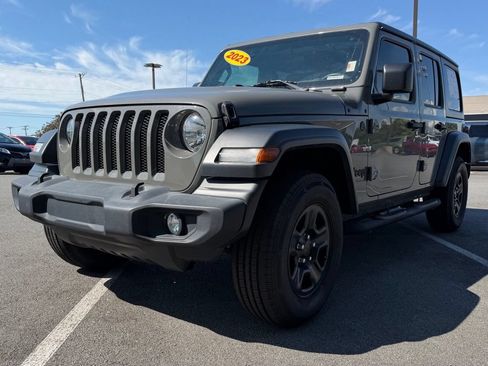 Used 2023 Jeep Wrangler Unlimited Sport AWD/4WD image 3