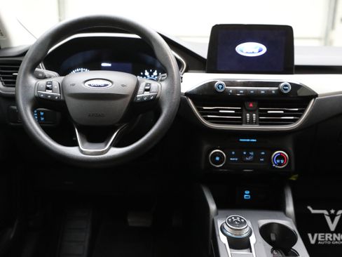 Used 2022 Ford Escape SE FWD image 20