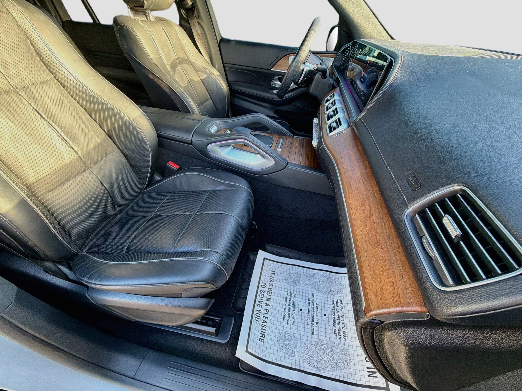 Used 2024 Mercedes-Benz GLS 580 4MATIC image 16