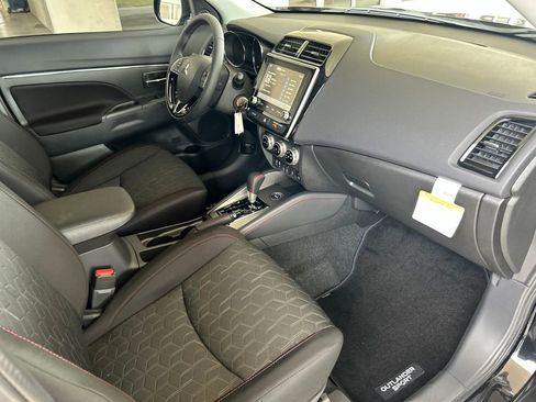 New 2026 Mitsubishi Outlander Sport LE AWD/4WD image 21
