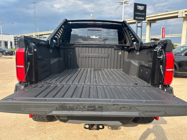 Used 2025 Toyota Tacoma 4x4 Double Cab Hybrid image 9