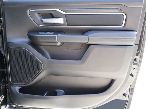 Used 2025 RAM 1500 Big Horn AWD/4WD image 10