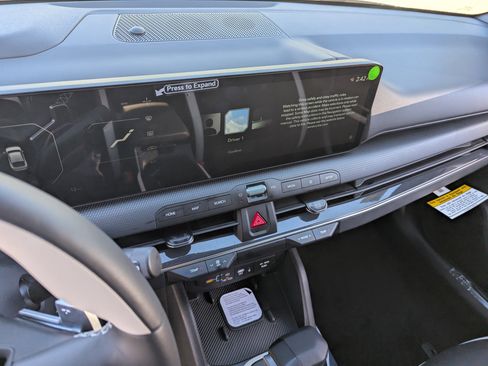 New 2026 Kia K4 GT-Line Turbo image 23