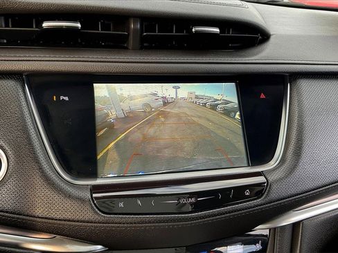 Used 2018 Cadillac XT5 Premium Luxury image 19