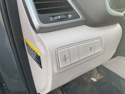 Used 2017 Hyundai Tucson SE image 10