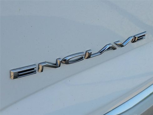 Used 2023 Buick Enclave Essence w/ Experience Buick Package FWD image 7