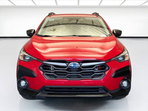 Used 2024 Subaru Crosstrek 2.0i Premium image 2
