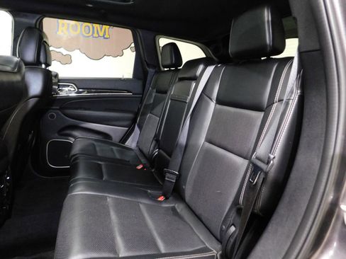Used 2017 Jeep Grand Cherokee Overland image 83