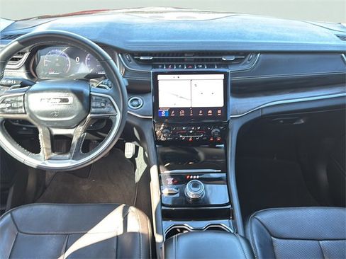 Used 2023 Jeep Grand Cherokee L Limited w/ Luxury Tech Group II image 19