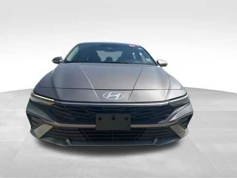 Used 2024 Hyundai Elantra SEL image 6