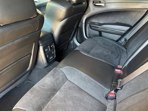 Used 2022 Dodge Charger R/T w/ Plus Group RWD image 13