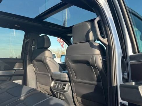 New 2025 Ford F150 Platinum w/ Equipment Group 702A High image 18