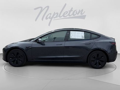 Used 2025 Tesla Model 3 Long Range RWD image 2