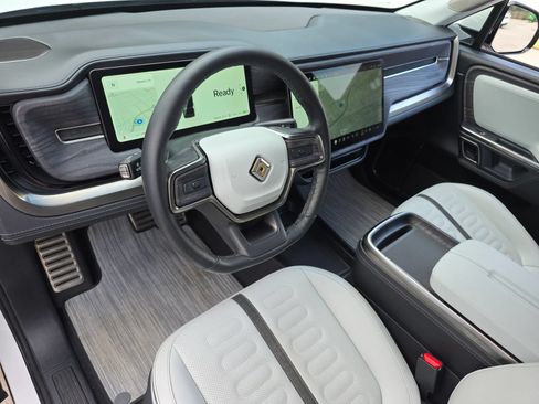 Used 2024 Rivian R1S Adventure AWD/4WD image 18