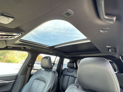 Used 2023 Jeep Grand Cherokee Overland image 25