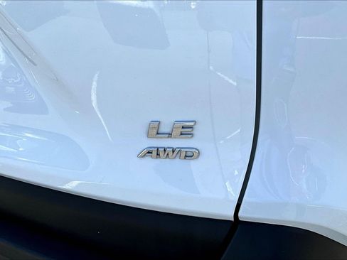 Used 2024 Toyota RAV4 LE image 8