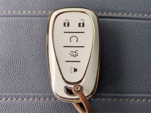 Used 2018 Chevrolet Traverse LT image 29