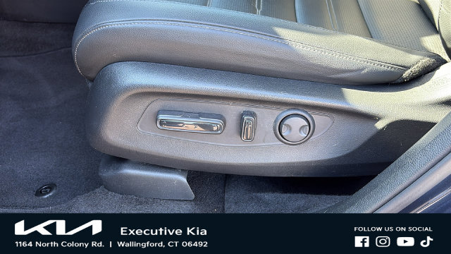 Used 2024 Honda CR-V EX-L image 11