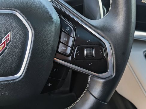 Used 2022 Chevrolet Corvette Stingray w/ Engine Appearance Package image 29