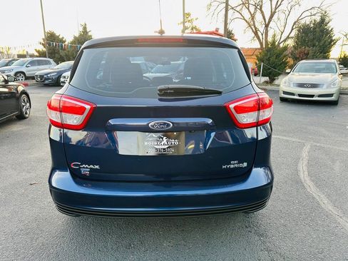 Used 2017 Ford C-MAX SE w/ Interior Protection Package image 7