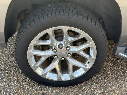 Used 2019 GMC Yukon SLT RWD image 5