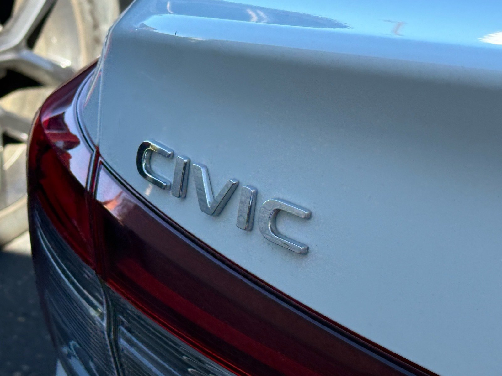 Used 2025 Honda Civic Sport image 13