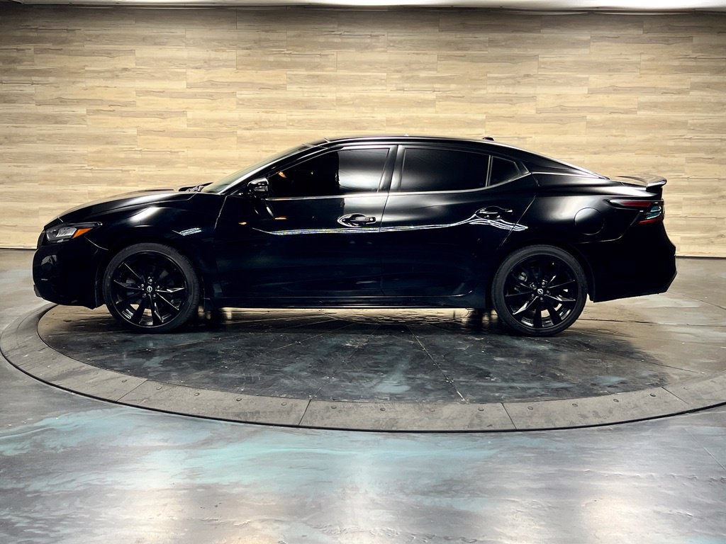 Used 2023 Nissan Maxima SR w/ Sport Mat Group FWD image 23