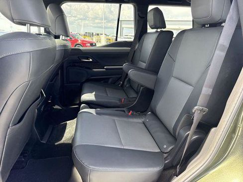 Certified 2025 Lexus GX 550 w/ Cold Area Package AWD/4WD image 23