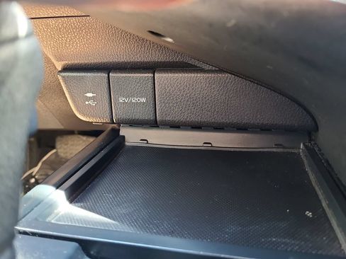 Used 2019 Toyota Camry LE FWD image 22