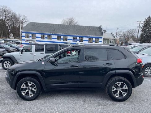 Used 2015 Jeep Cherokee Trailhawk w/ Leather Interior Group image 3