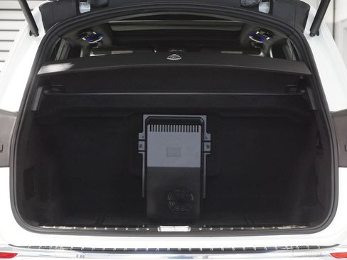 Certified 2023 Mercedes-Benz Maybach GLS 600 4MATIC image 32